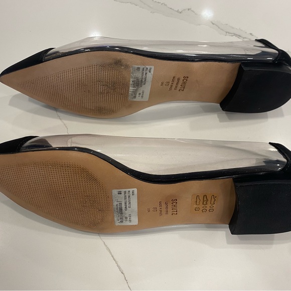 Shutz Flats - Picture 3 of 3